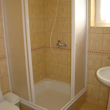 Abba Wynajem Pokoi *