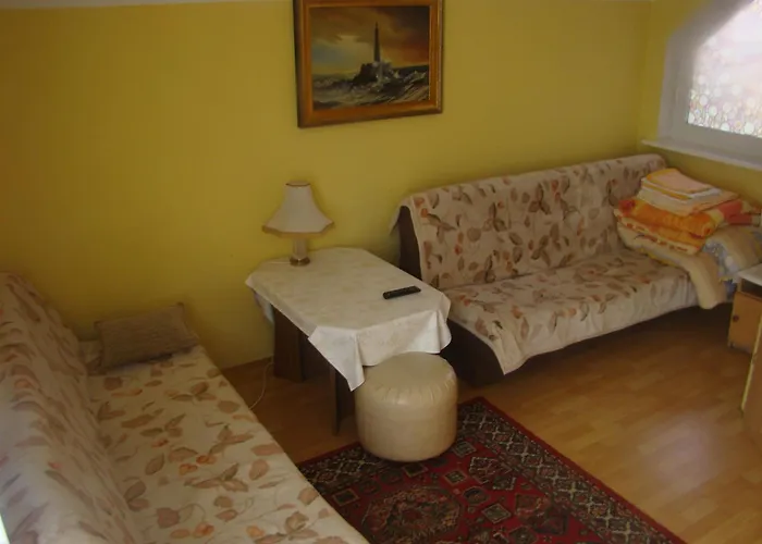 Abba Wynajem Pokoi ホームステイ ミエルノ