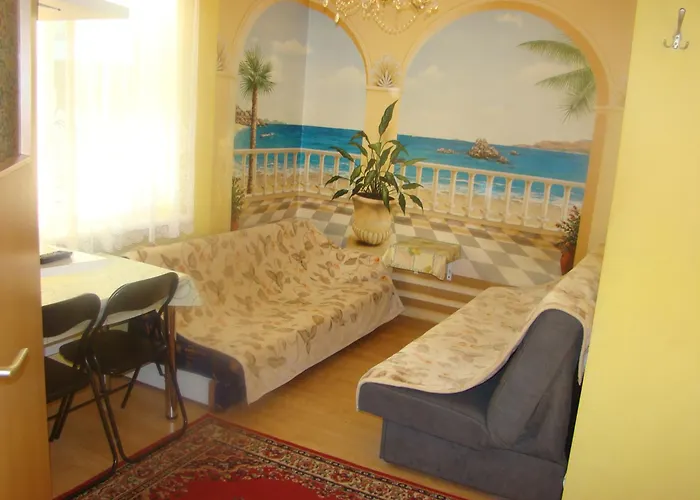 Abba Wynajem Pokoi ホームステイ